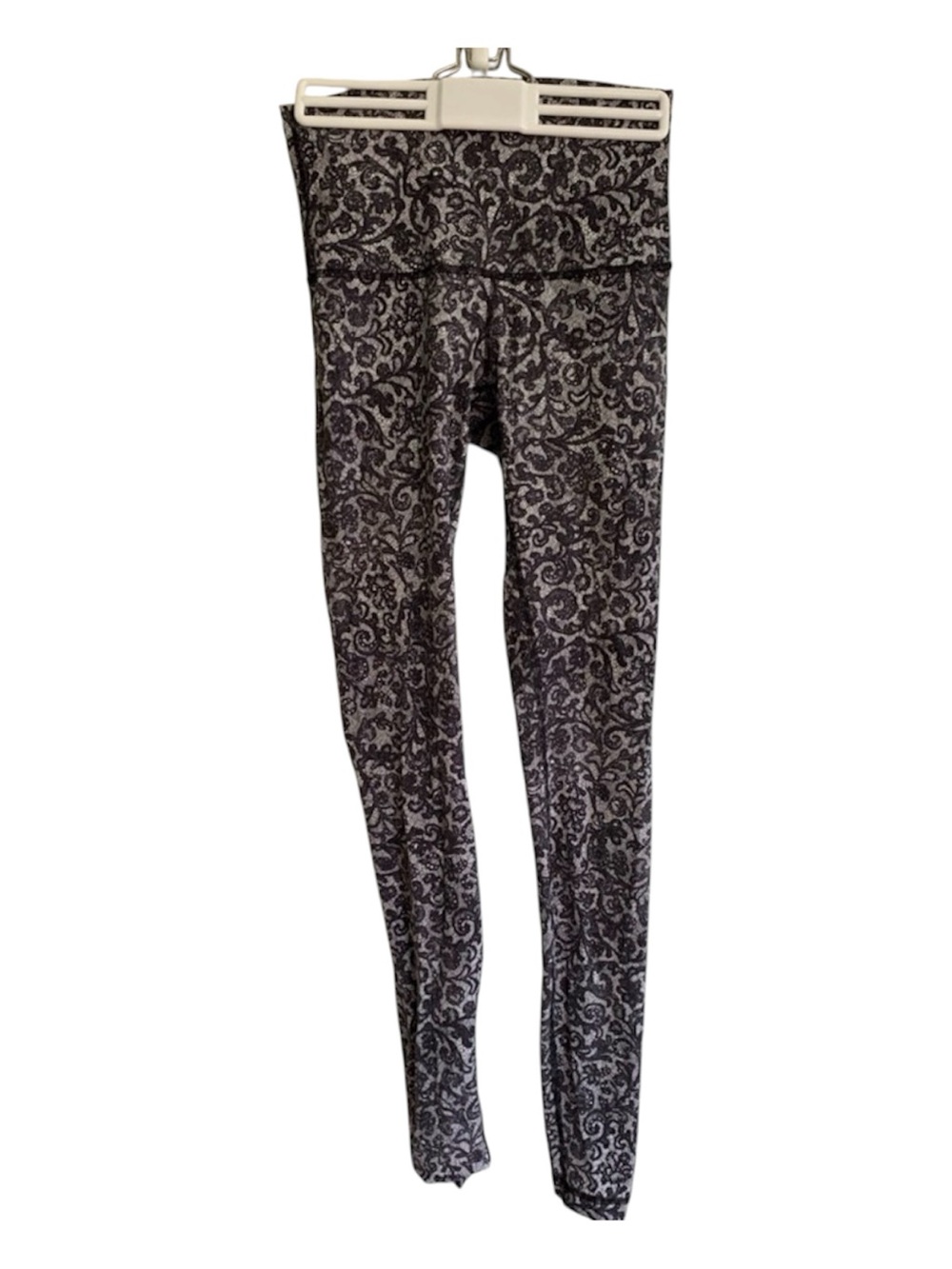 Lululemon Wunder Under Pant High Rise 28” length  SZ 6